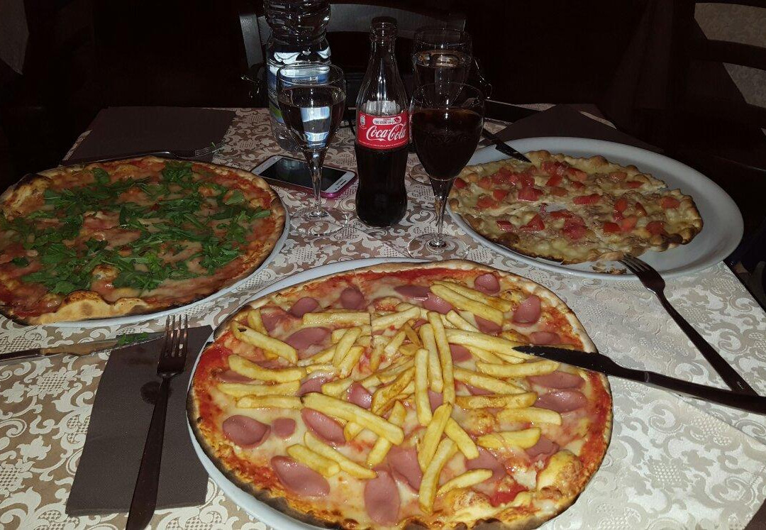 Fonni餐馆和美食-Pizzeria 88