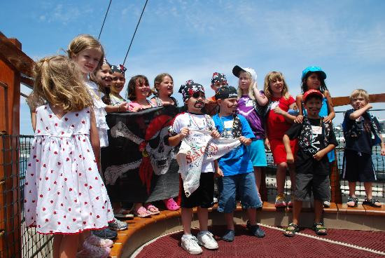 Pirate Adventures Hyannis Cape Cod-海恩尼斯必去景点