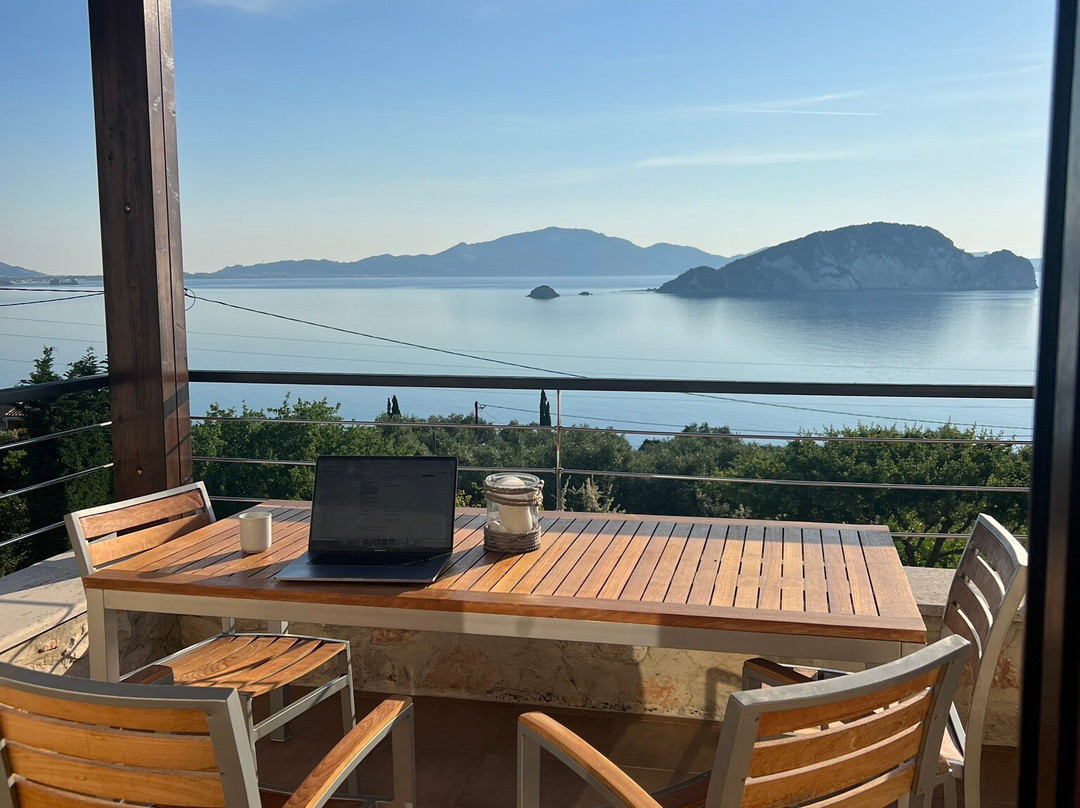 伊恩尚别墅套房酒店主图