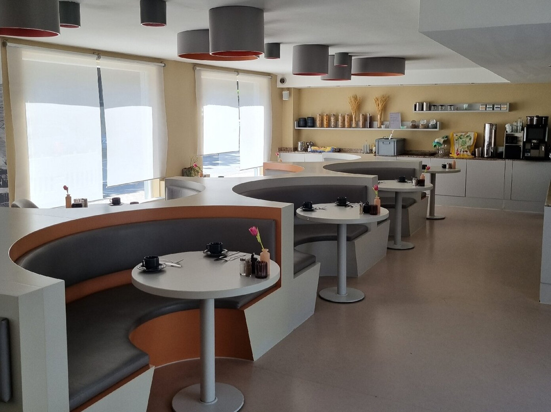 格瑞酒店主图