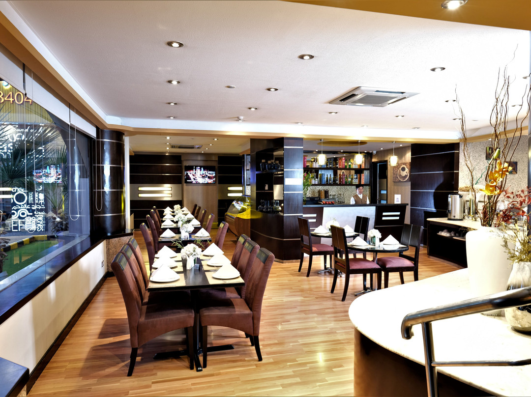 Boudl Al Salmia主图