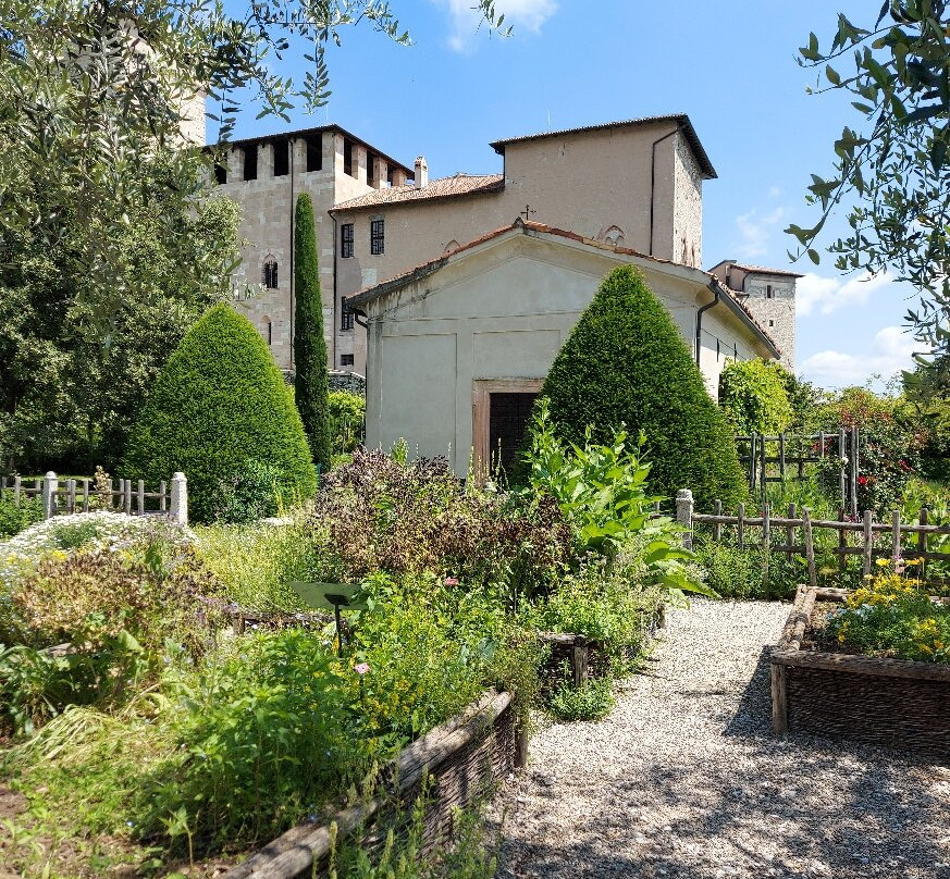 I giardini della Rocca-Angera必去景点