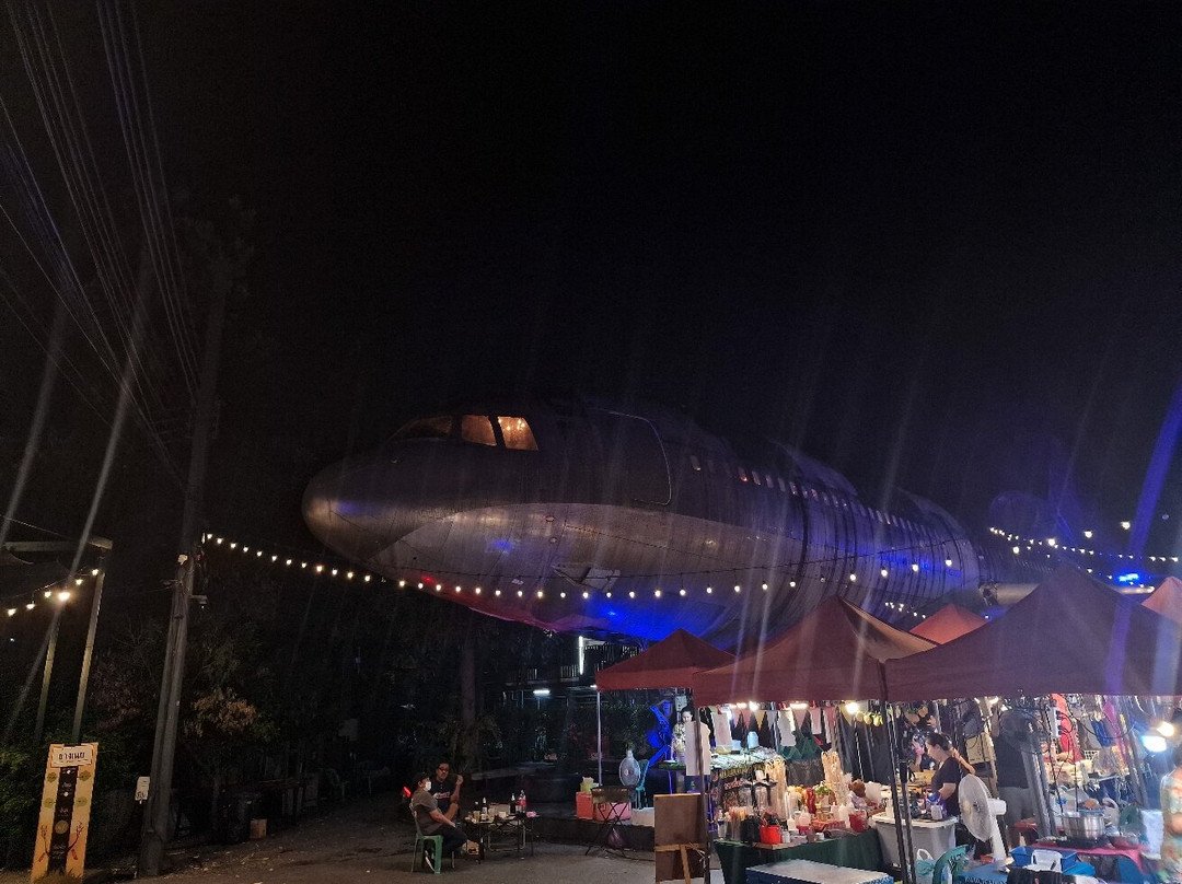 Chang Chui Plane Market-曼谷必去景点