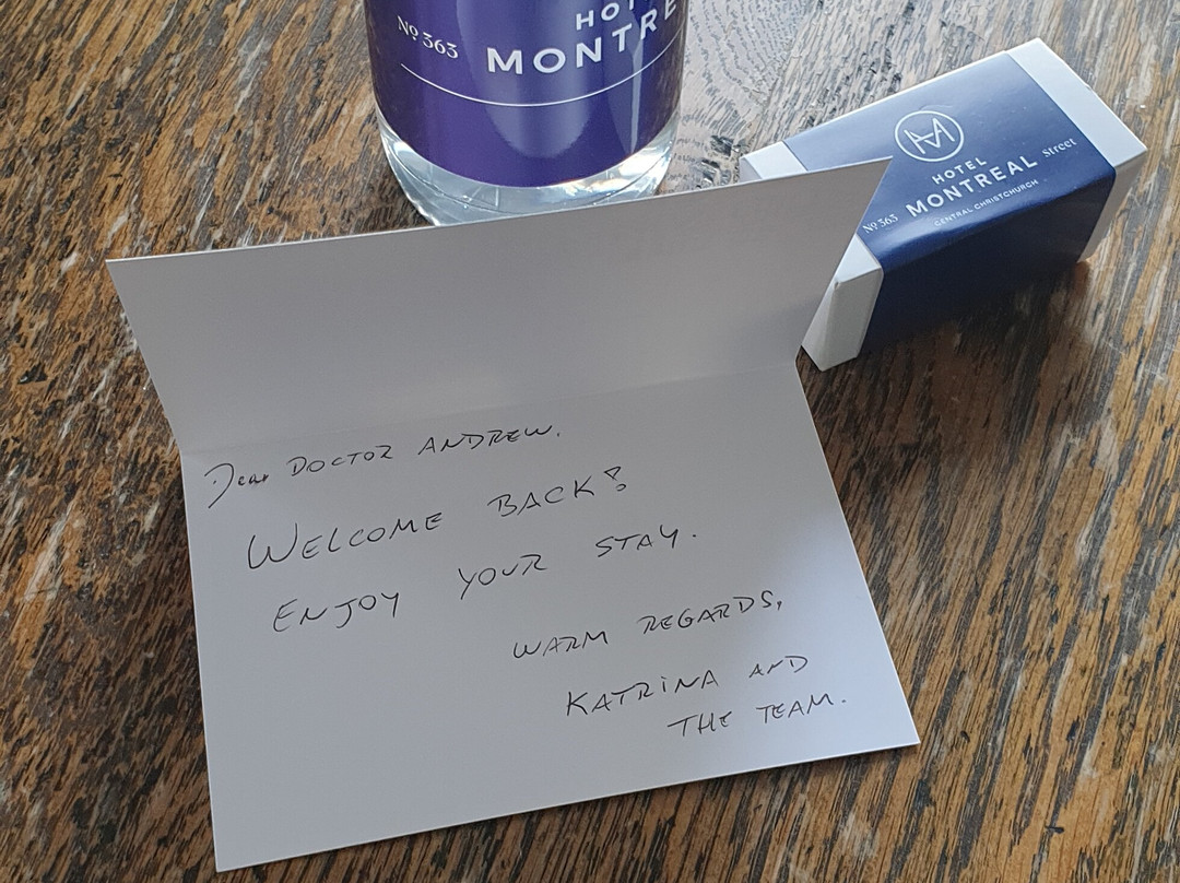 Hotel Montreal主图