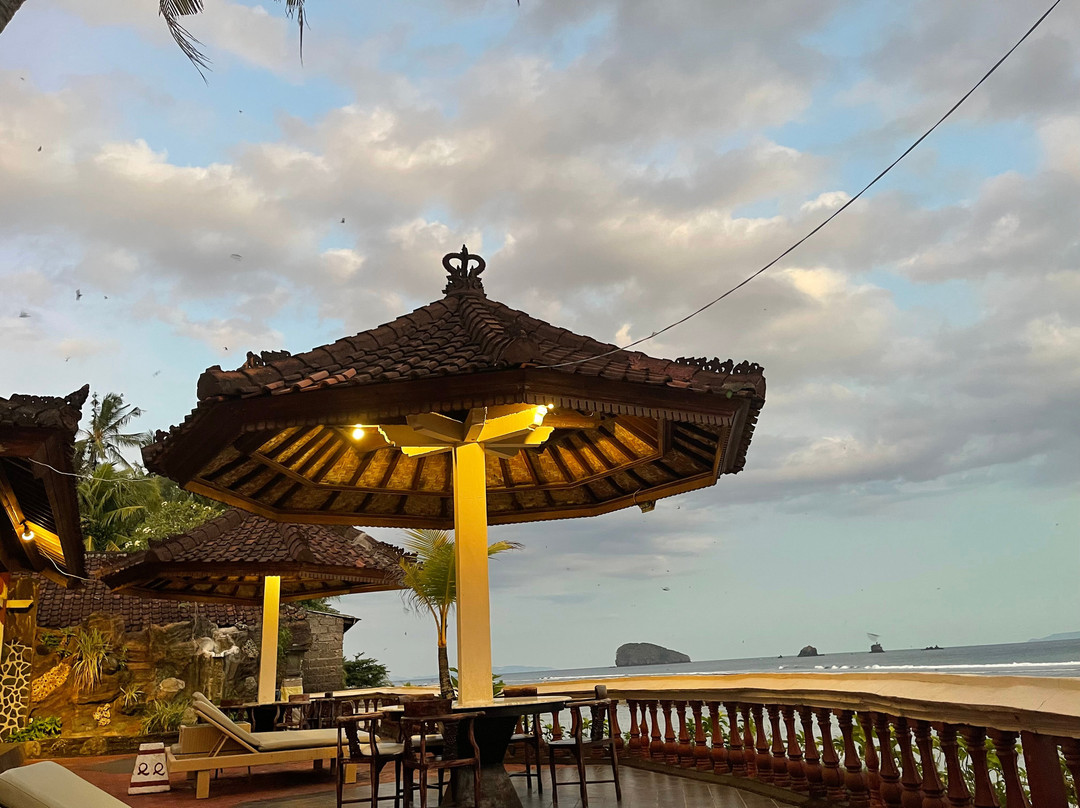 东巴厘海滨洋房酒店主图