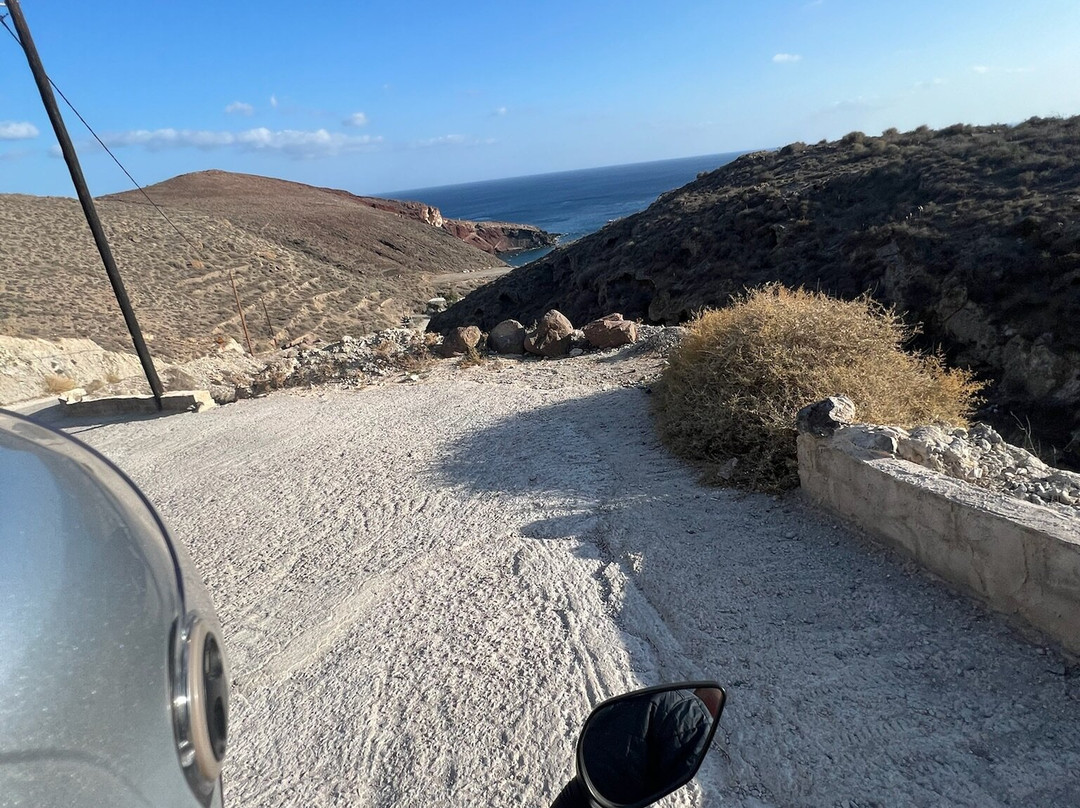 Moto Center Loukas-费拉必去景点