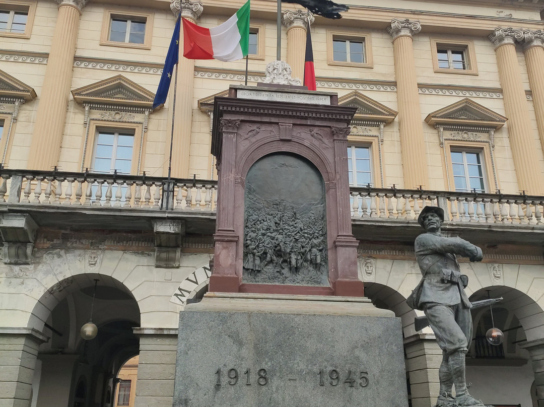 Municipio - Hotel de Ville-奥斯塔必去景点