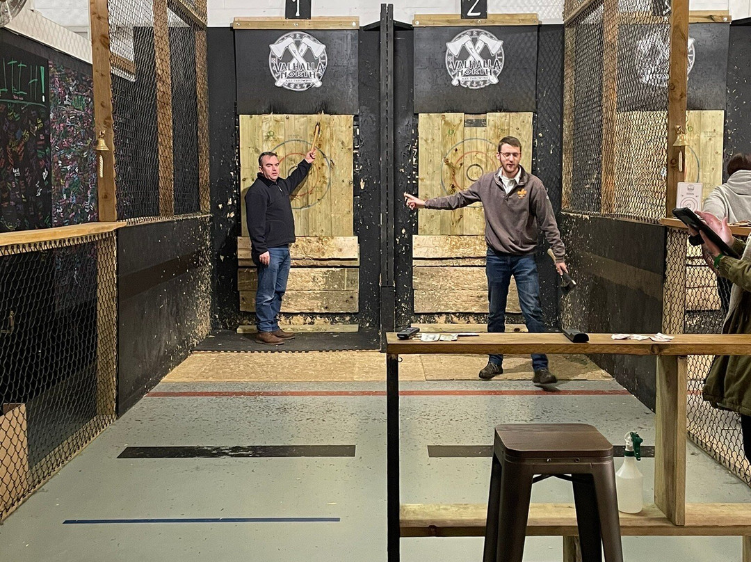Valhalla North Axe Throwing-牛顿艾克利夫必去景点