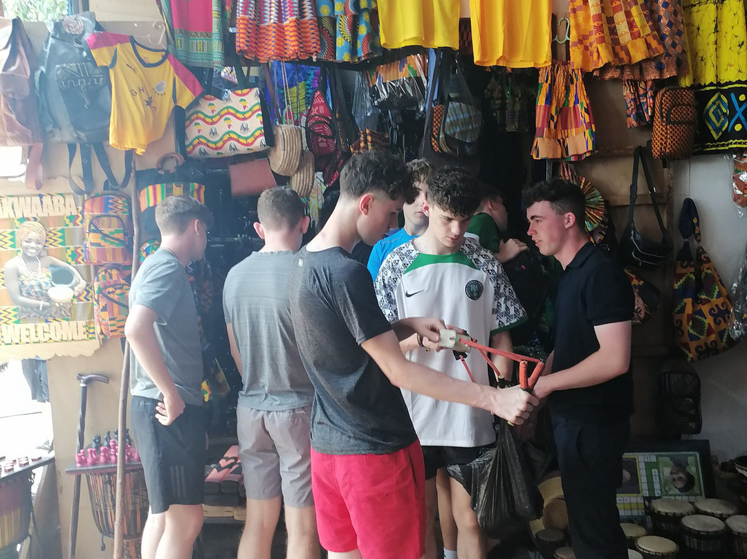 Tetteh Quarshie art market-阿克拉必去景点