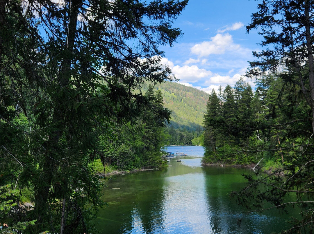 Lakeside Heffley Hideaway