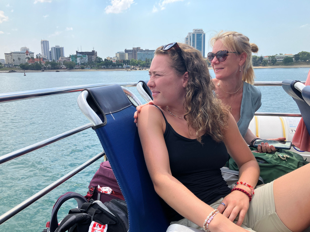 Azam Marine & Kilimanjaro Fast Ferries-Dar es Salaam必去景点