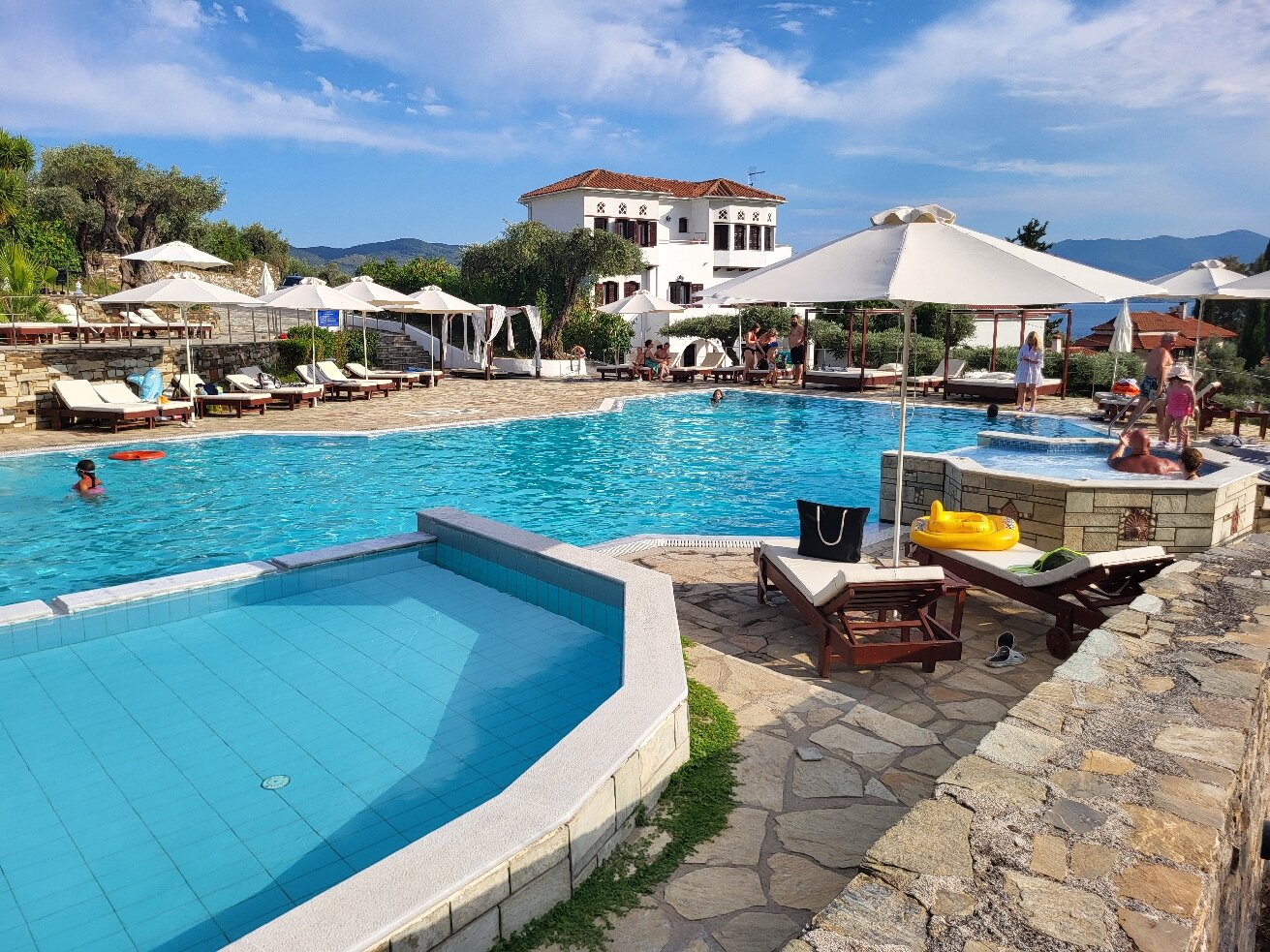 Leda Village Resort-官方