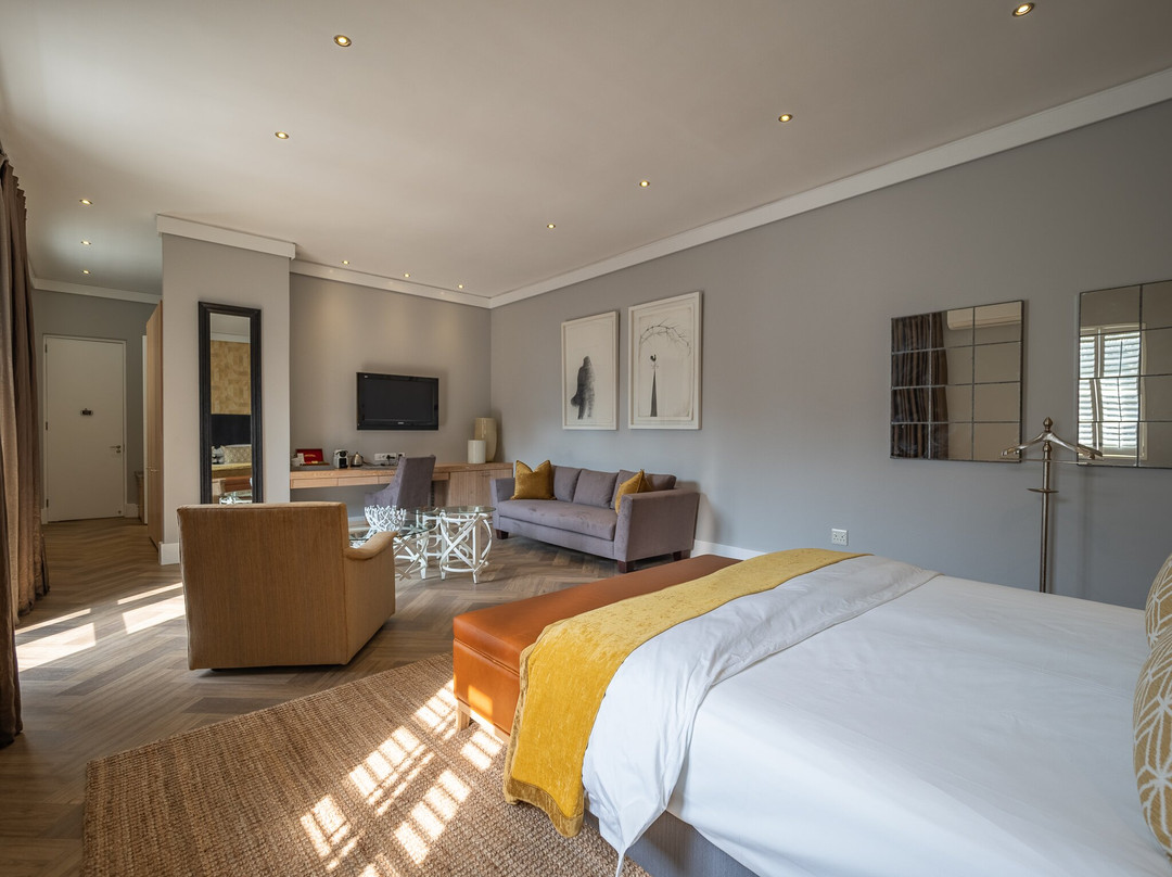 阿瑟尔广场酒店别墅主图