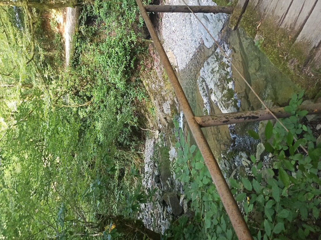 Orekhovsky waterfall景点图片