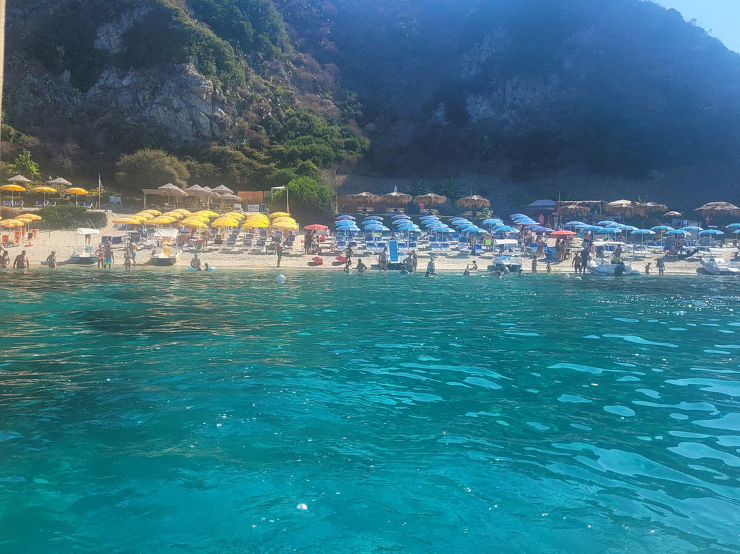Grotticelle Beach景点图片