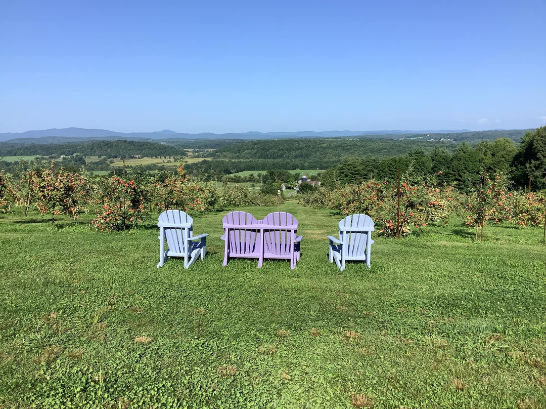 Cobble Knoll Orchard