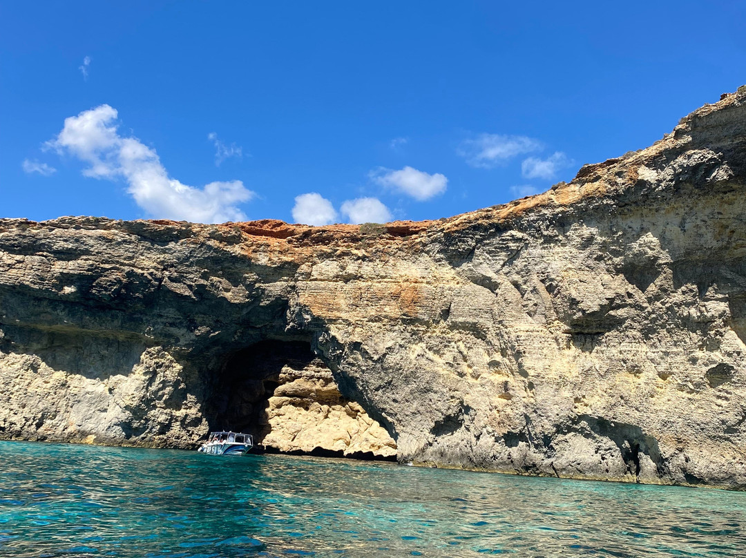 CominoPlus Boat Charters-姆贾尔必去景点