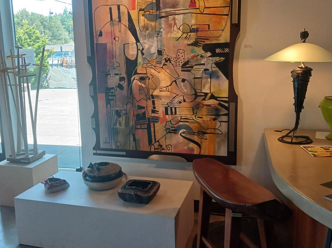 Hawthorne Gallery-Port Orford必去景点