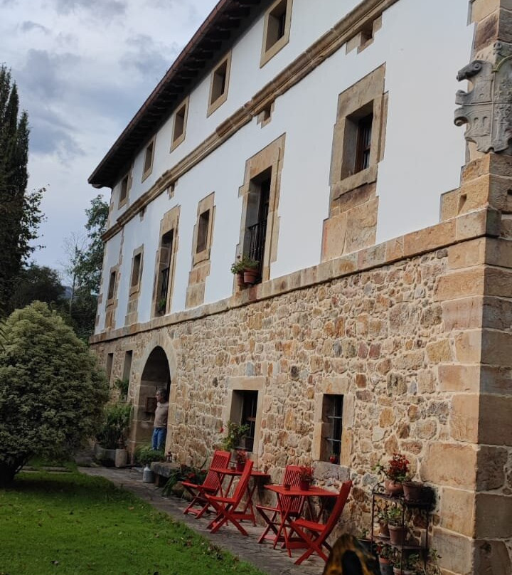 La Casona de San Pantaleón de Aras主图