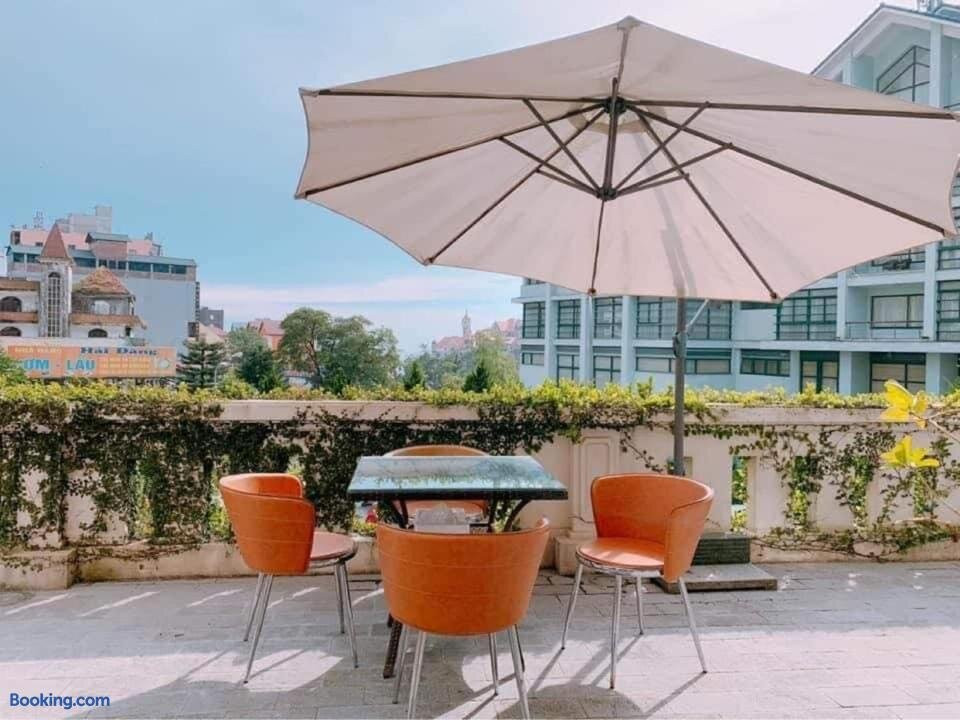 Hà Thành Tam Đảo Hotel