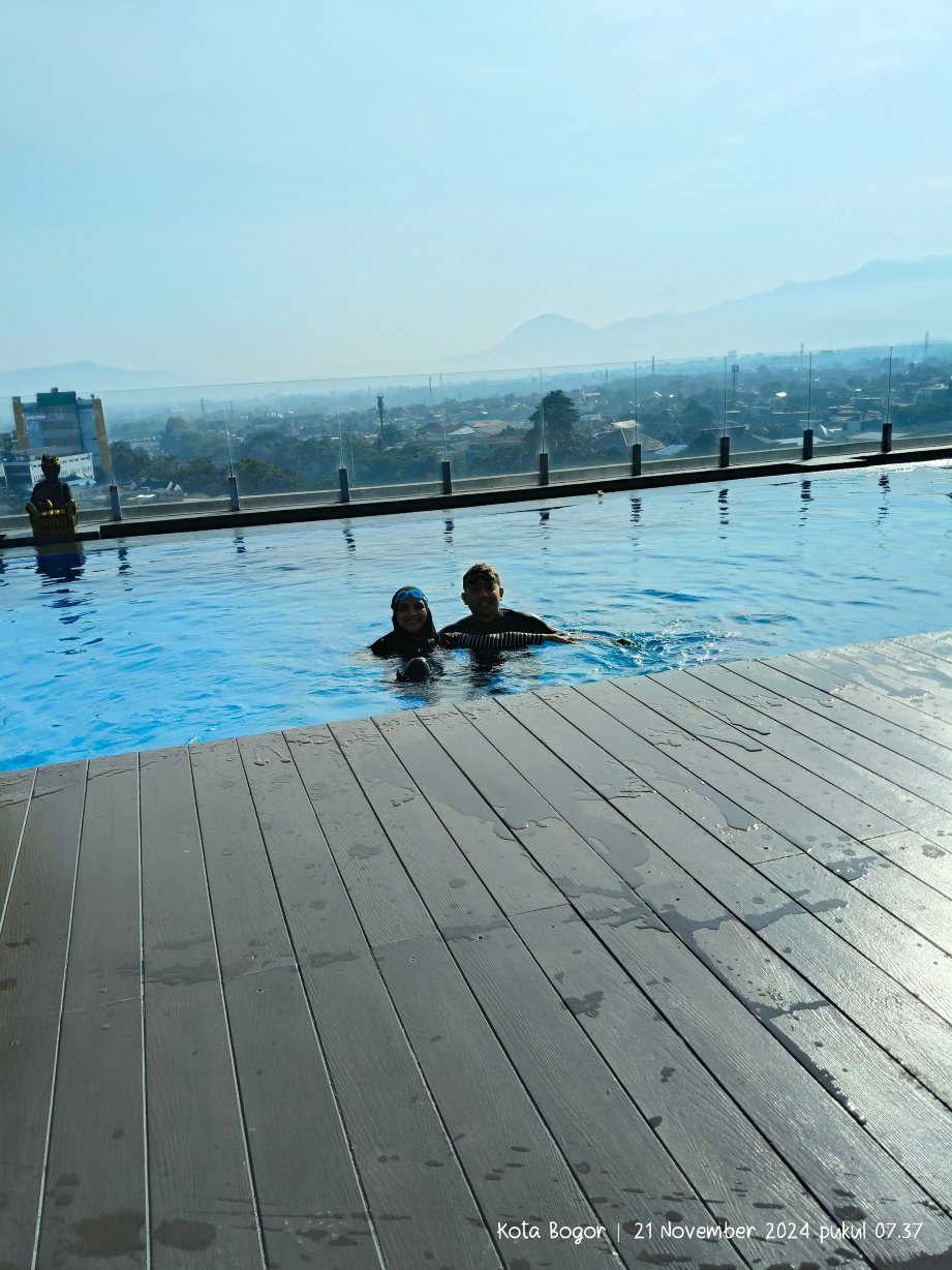 茂物帕贾贾兰璀璨酒店-WH旗下-泳池