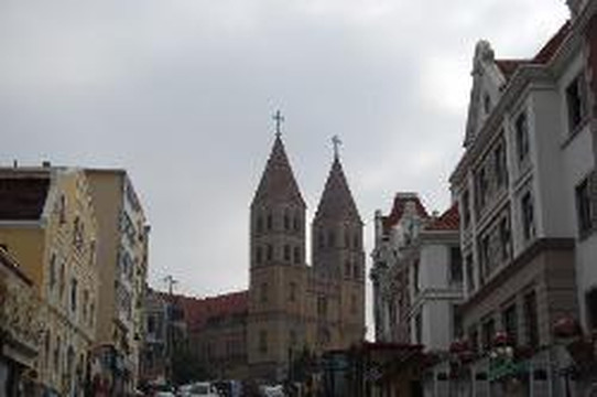 青岛汉庭火车站店主图