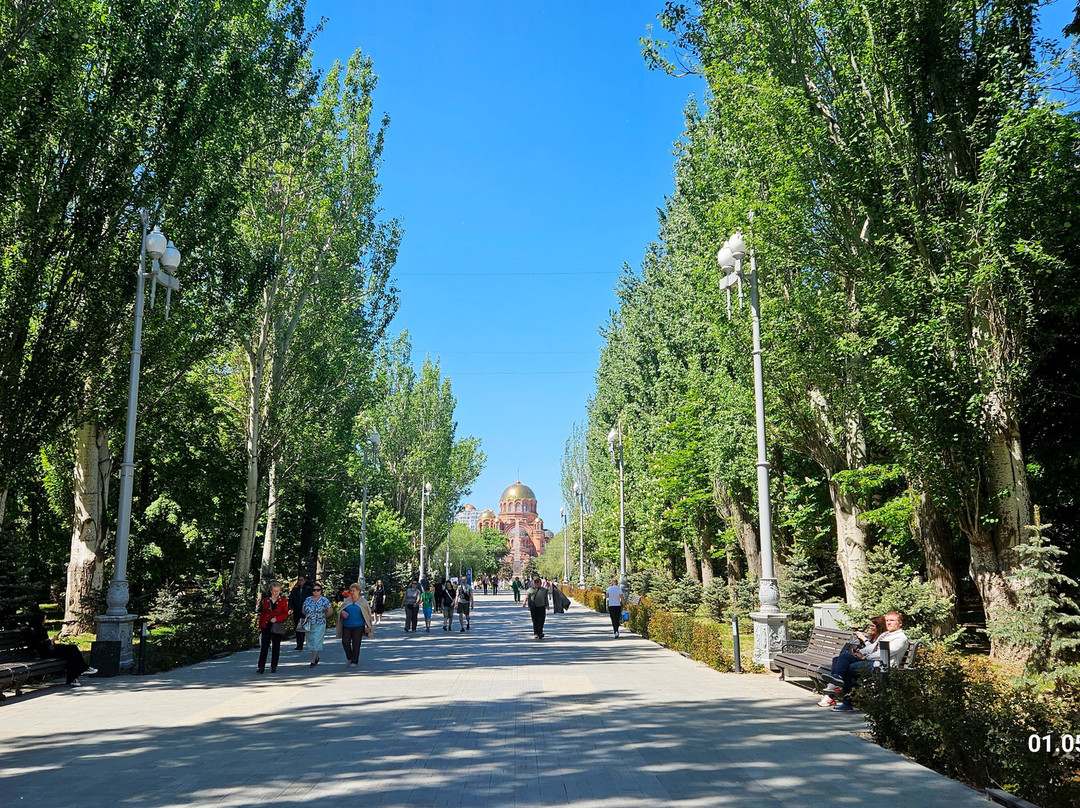 Alley of the Heroes景点图片