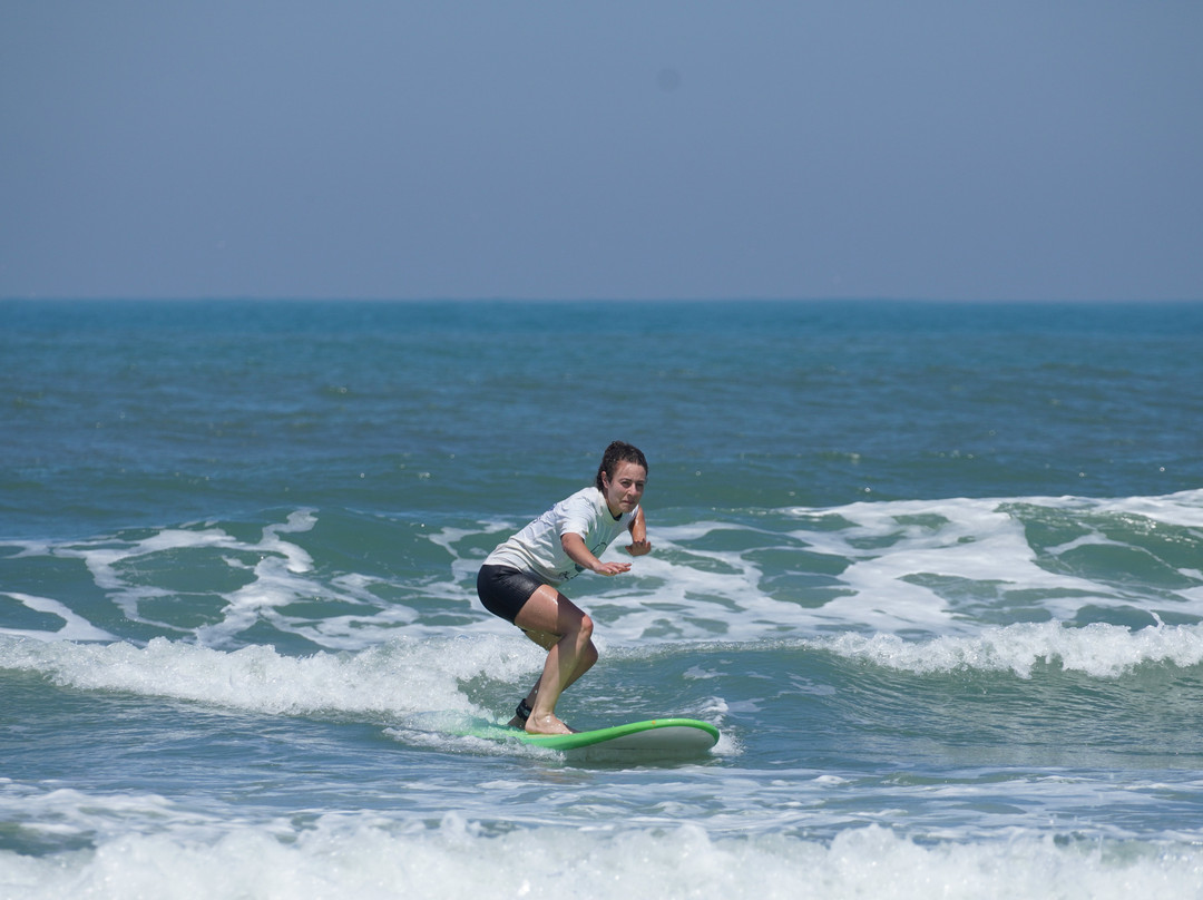 Alaia Escola De Surf-Praia do Rosa必去景点