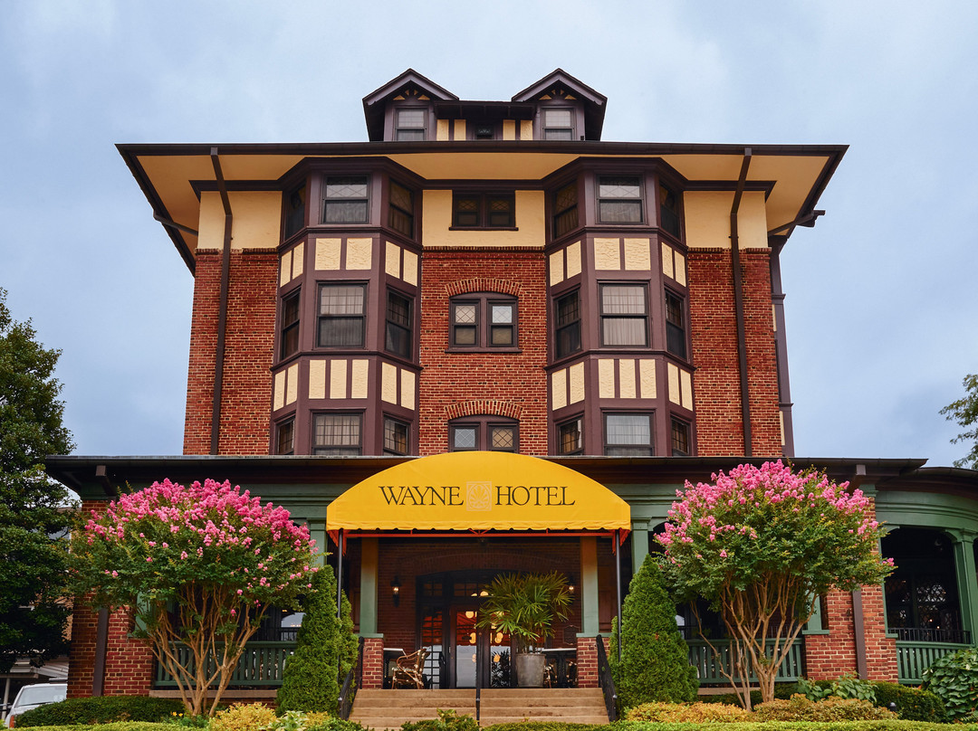 Wayne Hotel
