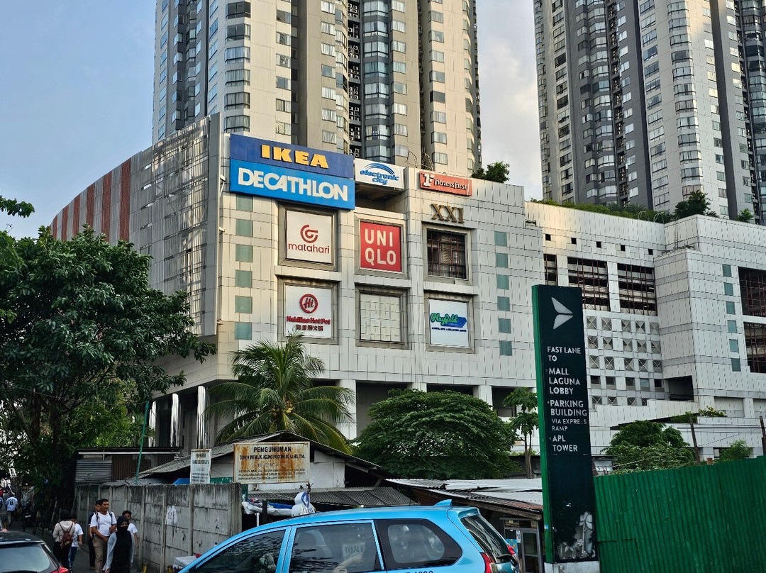 兰花园百货公司-雅加达必去景点