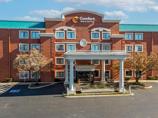 Comfort Inn & Suites