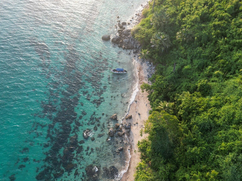 Mobula Divers Sibaltan Diving Center-爱妮岛必去景点