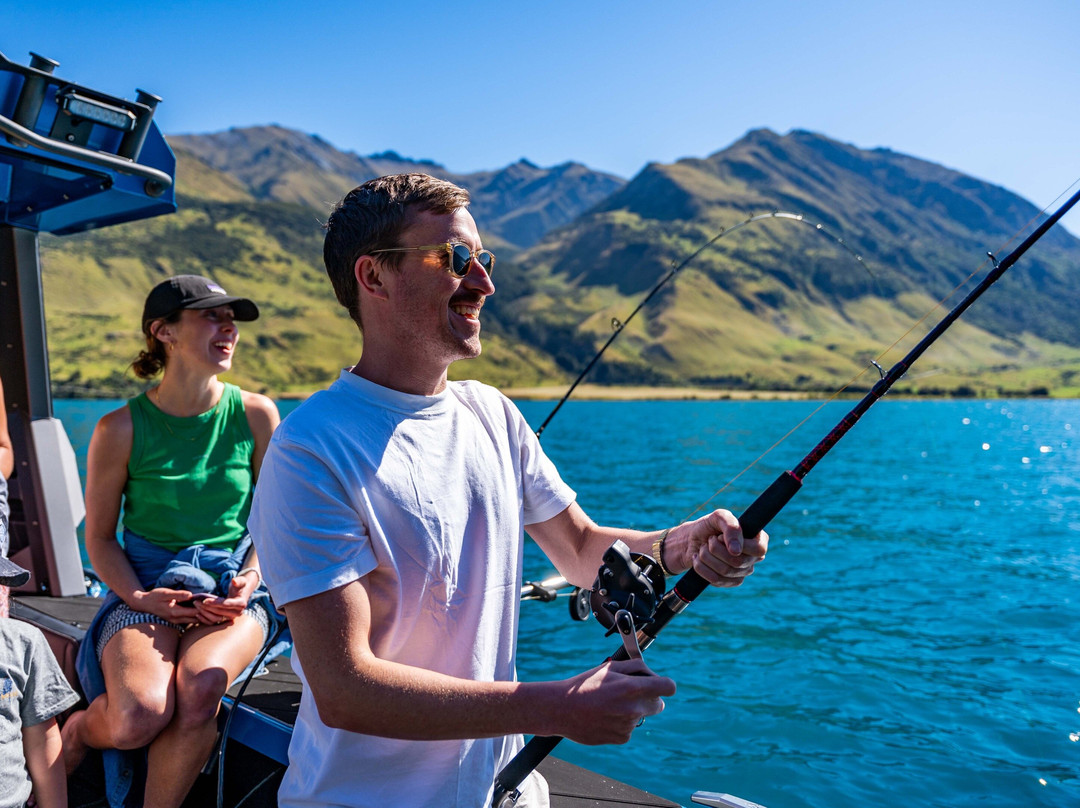 Catch a Fish - Premium Eco-friendly Fishing Charters Lake Wānaka & Lake Hāwea-瓦纳卡必去景点