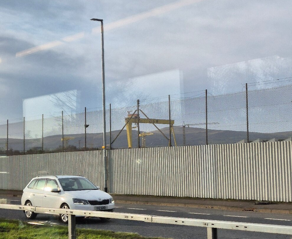 Samson & Goliath cranes景点图片