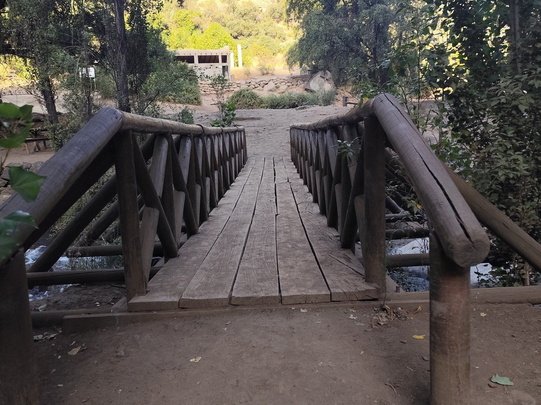 Santuario de la Naturaleza el Arrayan-圣地亚哥必去景点