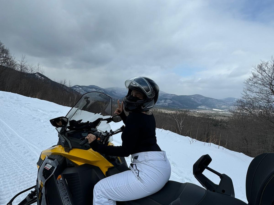 Northern Extremes Snowmobiling - Tours景点图片