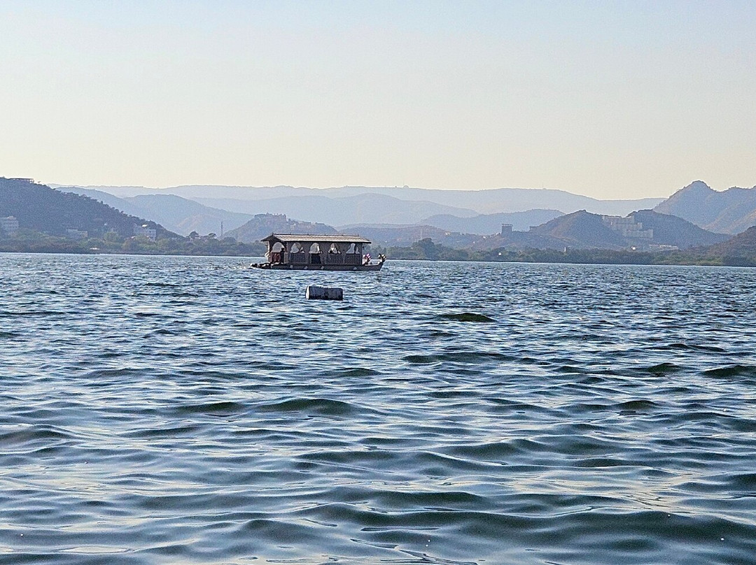 Ambrai Ghat景点图片