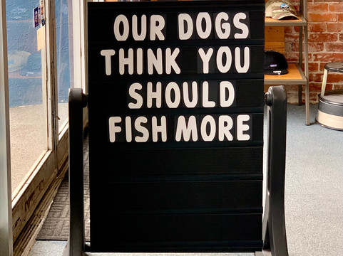 Waters West-安吉利斯港必去景点