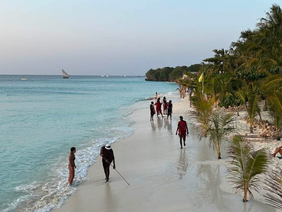 Hotel Riu Jambo-泳池