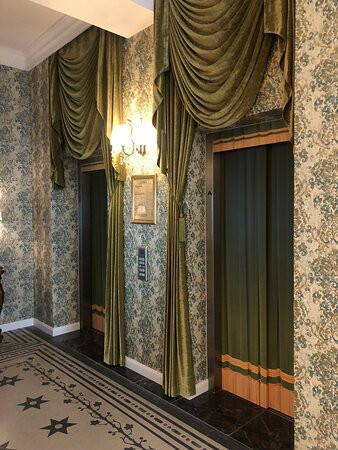 Mystery Hotel Budapest, Preferred Hotels And Resorts主图