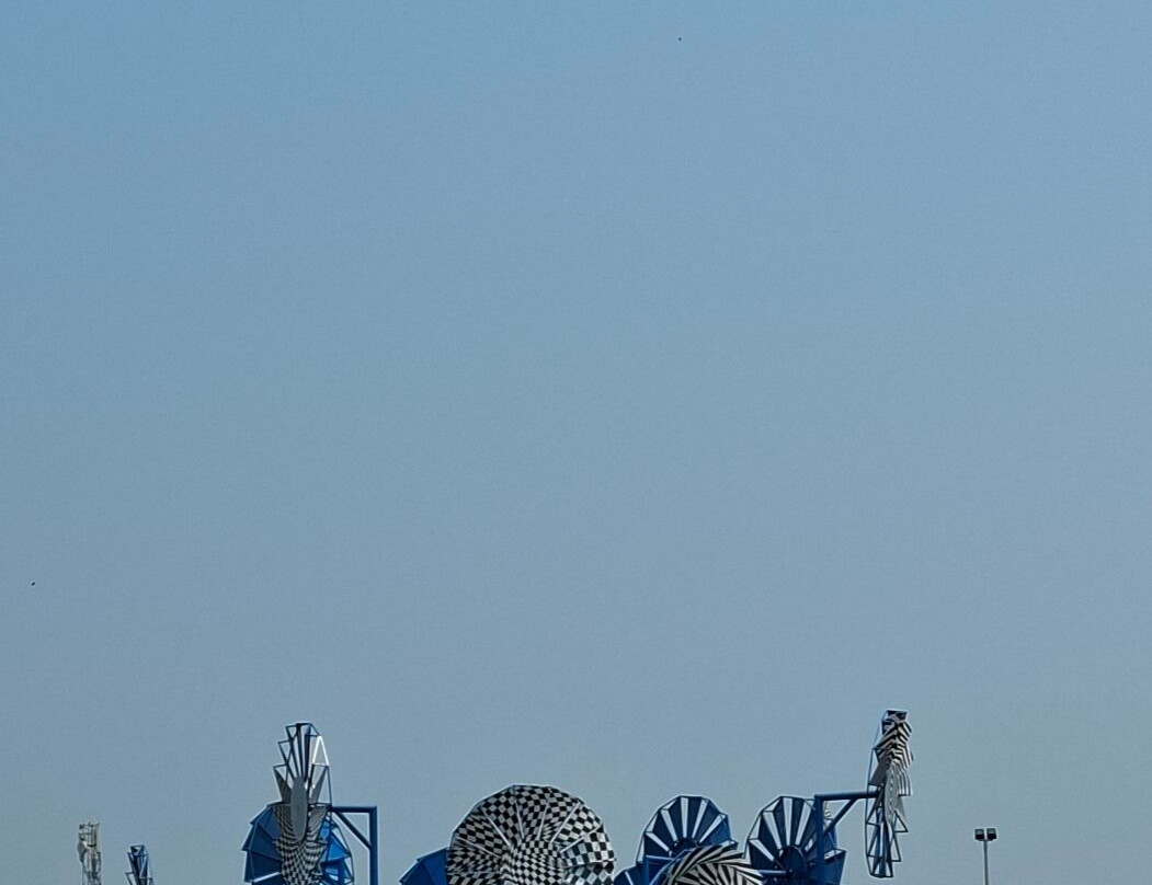 Windmills景点图片