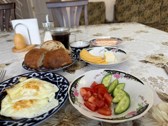 Gulnara Guesthouse主图