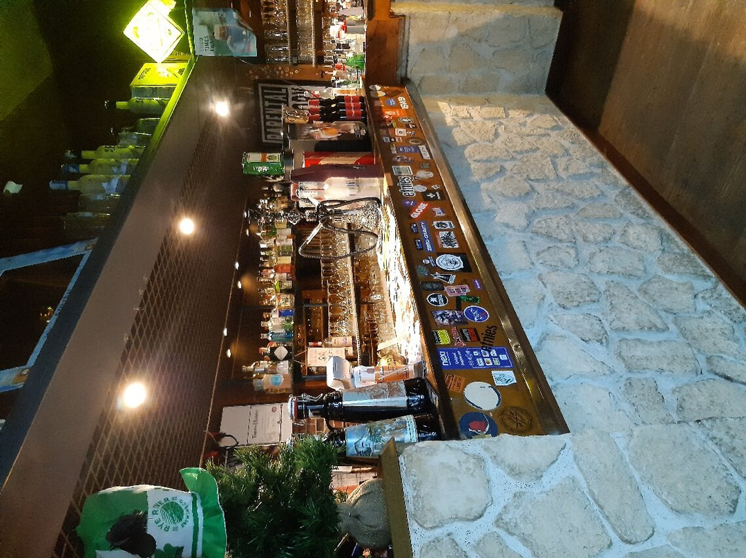 Billy's Pub Meda