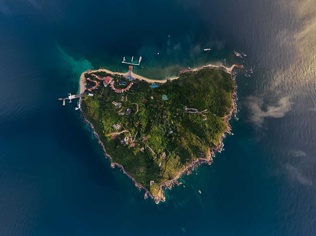 三亚蜈支洲岛旅游区景点图片