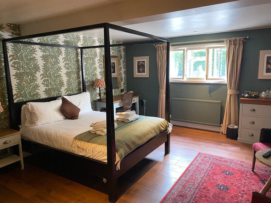 The Pilgrim Inn Marchwood主图