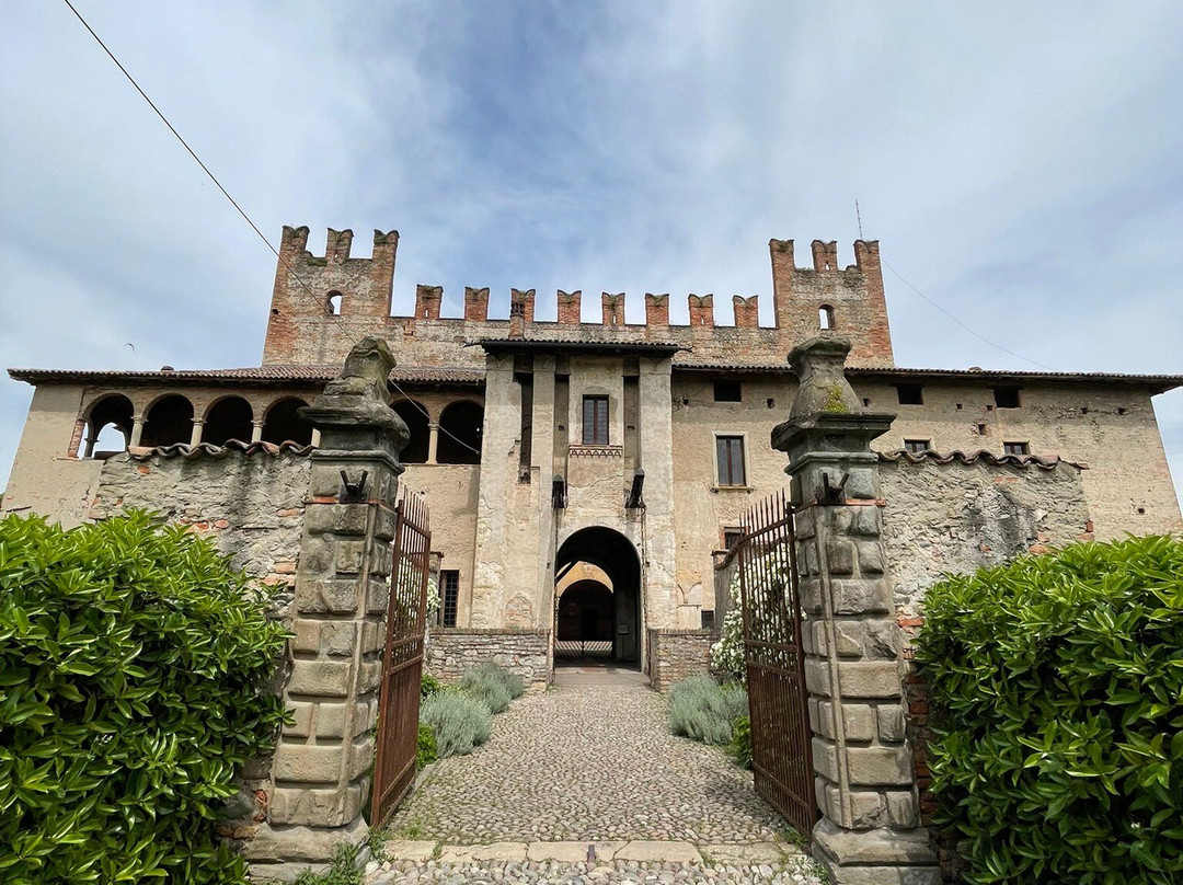 Castello di Malpaga-Cavernago必去景点