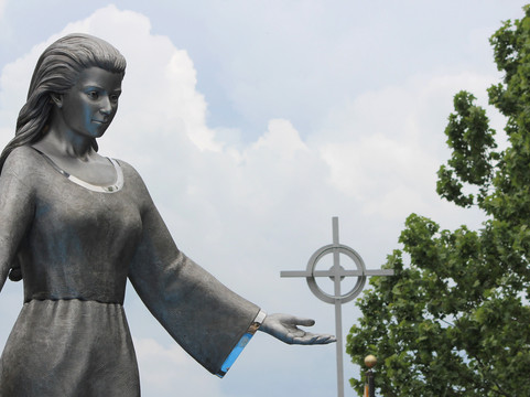 The National Shrine of Mary, Mother of The Church-Laurie必去景点