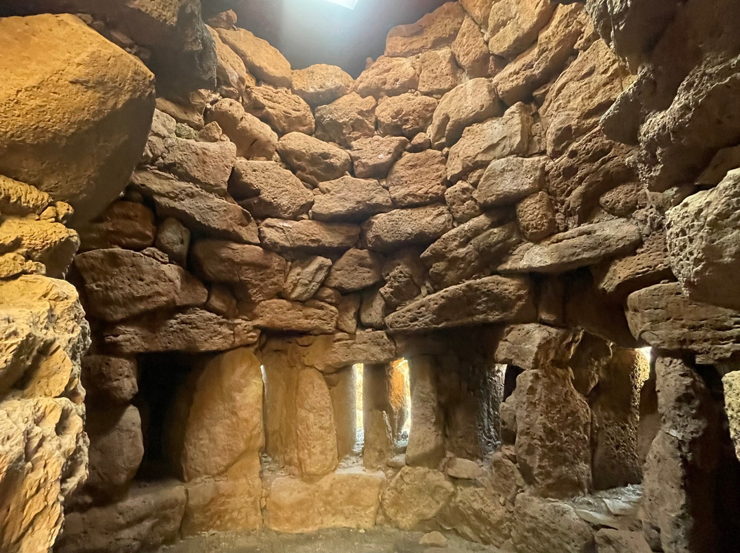 Nuraghe Arrubiu-Orroli必去景点