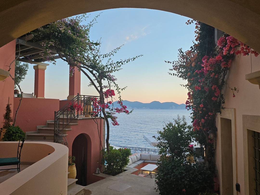 Roi Apartments主图