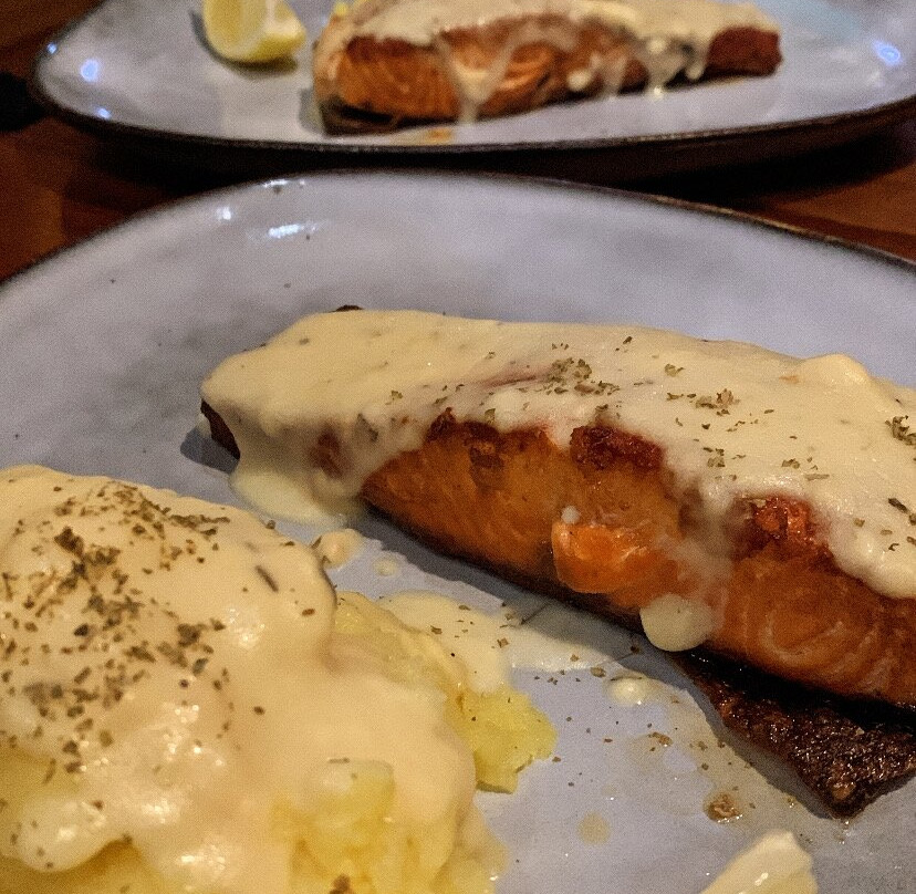 Kalamatas Cafe Warisan Square主图